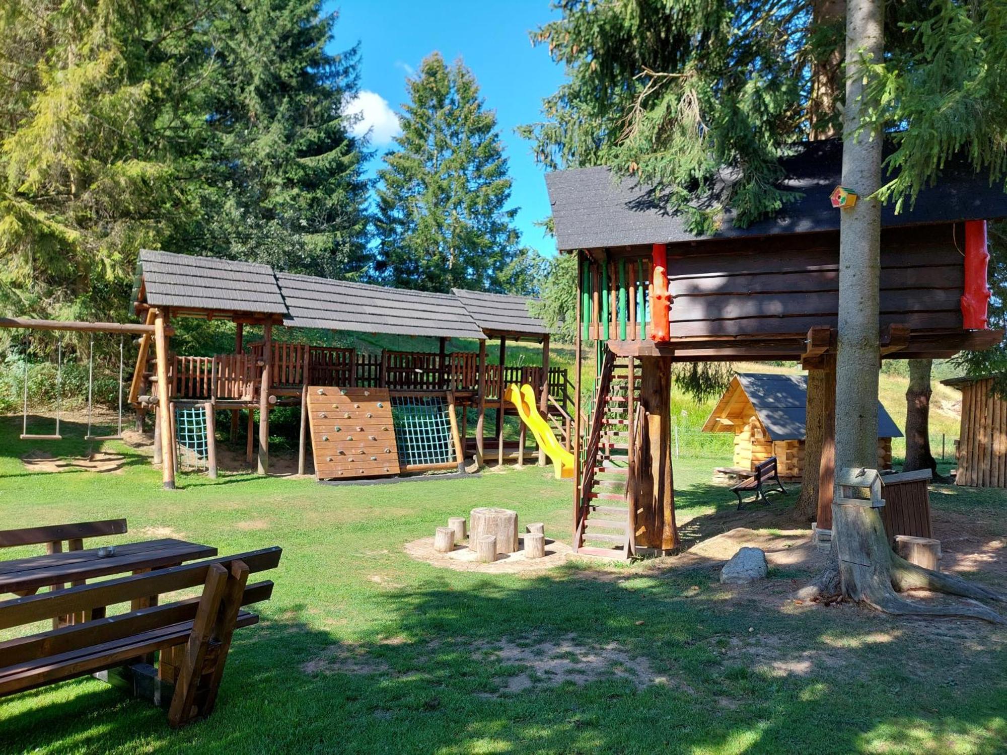 Chatky Pri Penzione Pribisko Zuberec Exterior photo